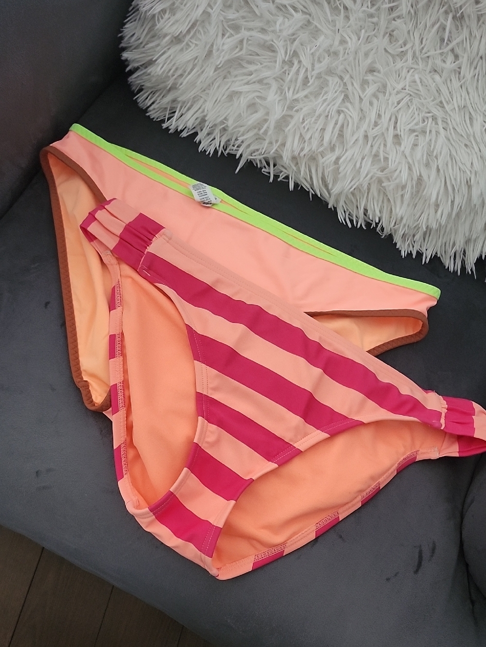 Womens Bikini Bottoms Size L New